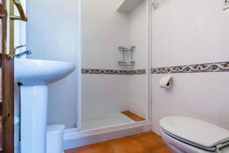 Bonito apartamento con preciosas vistas y piscina Nerja Exterior foto
